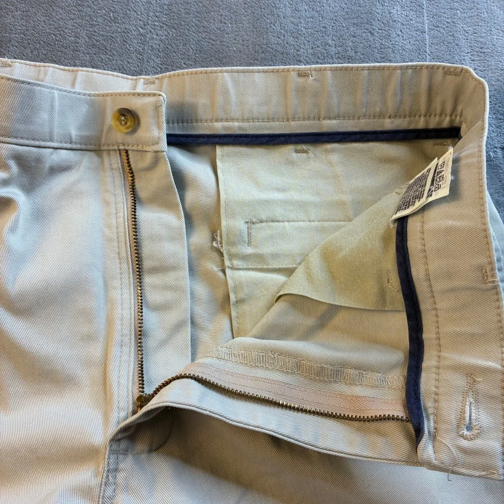 Wrangler Khakis Authentic Mens 33x30 Tan Beige 100% Cotton Straight Leg Pants